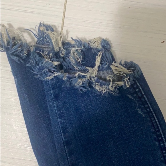 ♦️SOLD ♦️ SOLD ♦️Skinny jeans - Picture 2 of 3